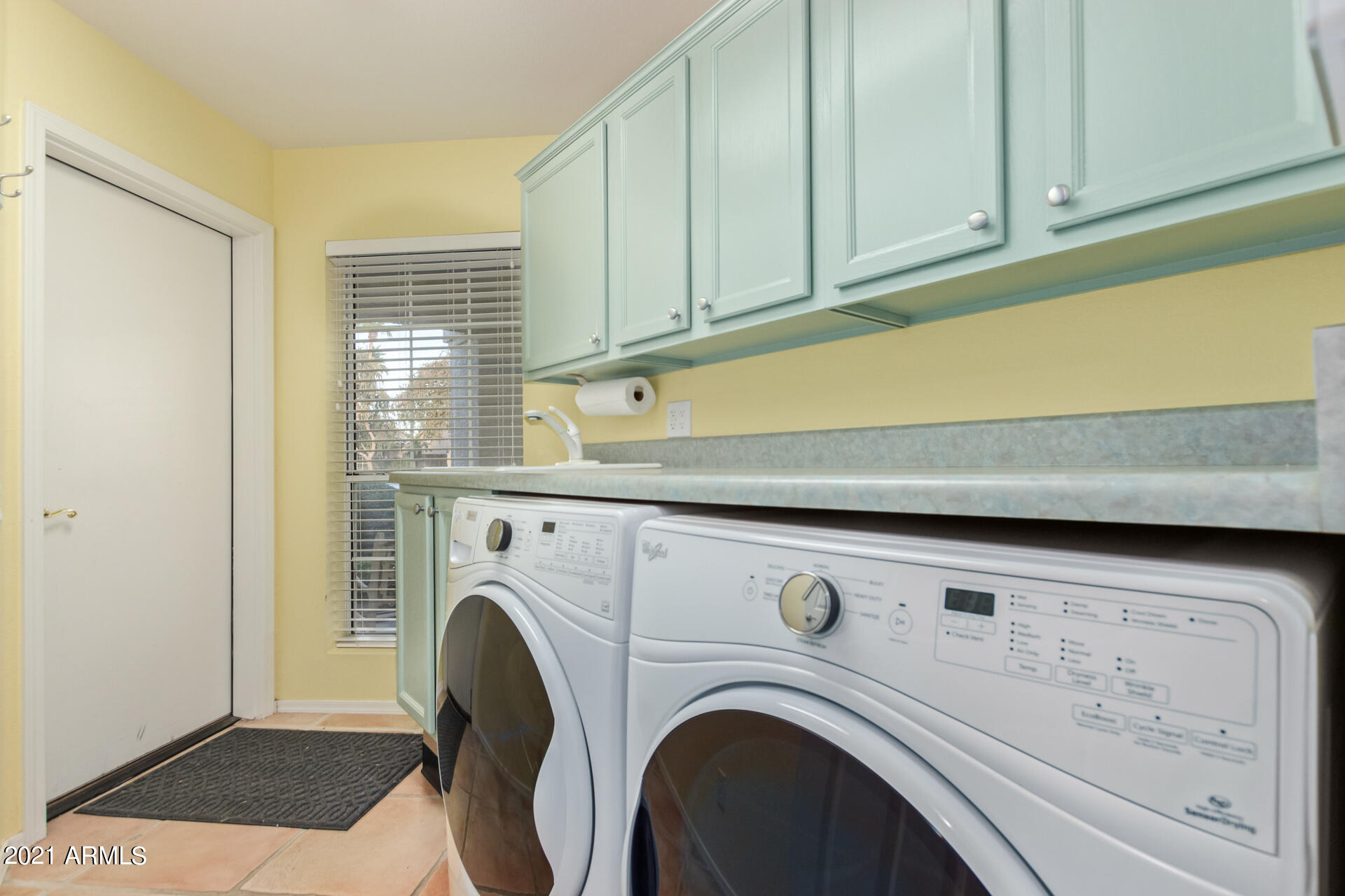 359 West Brisa Drive Gilbert, AZ 85233 - Photo 40 of 40 Laundry Room