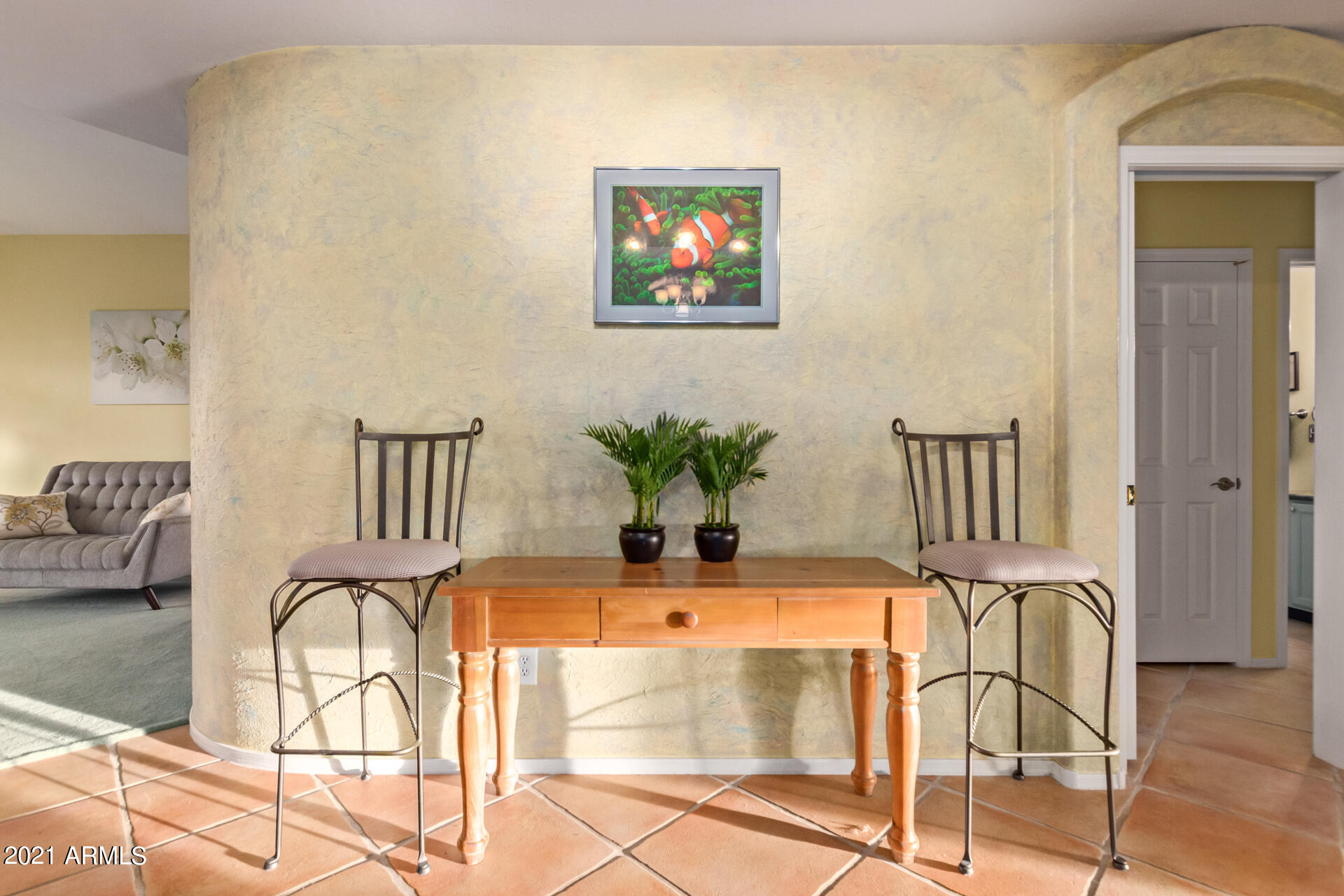 359 West Brisa Drive Gilbert, AZ 85233 - Photo 6 of 40 Foyer