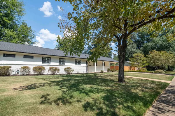 $415,000 | 4288 Charleswood Avenue, Memphis, TN 38117