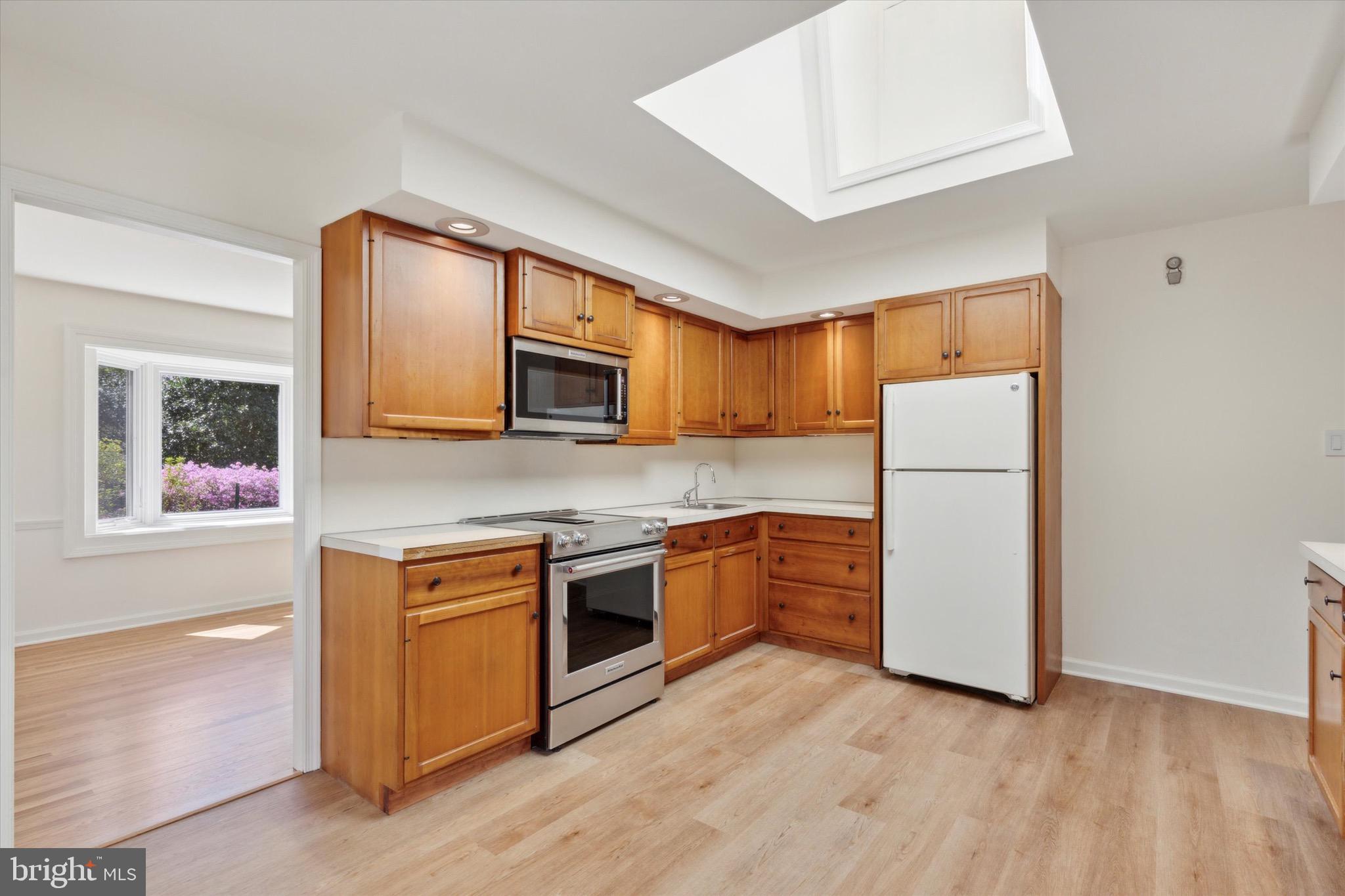 786 Bair Road Berwyn, PA 19312 - Photo 11 of 37 Kitchen