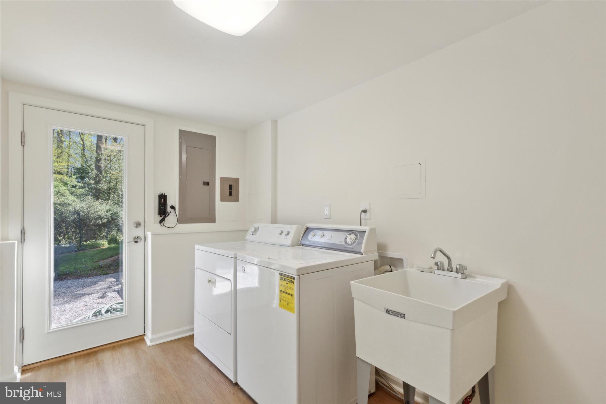 786 Bair Road Berwyn, PA 19312 - Photo 29 of 37 Laundry