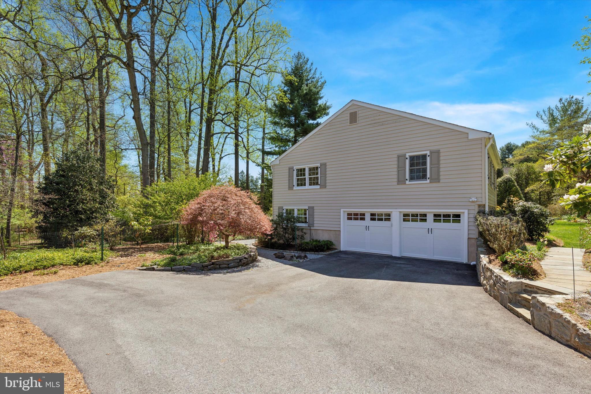 786 Bair Road Berwyn, PA 19312 - Photo 32 of 37 Garage and Driveway