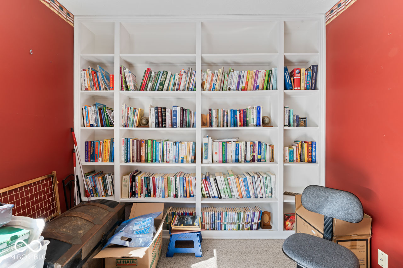 6737 Decatur Commons Indianapolis, IN 46221 - Photo 13 of 34