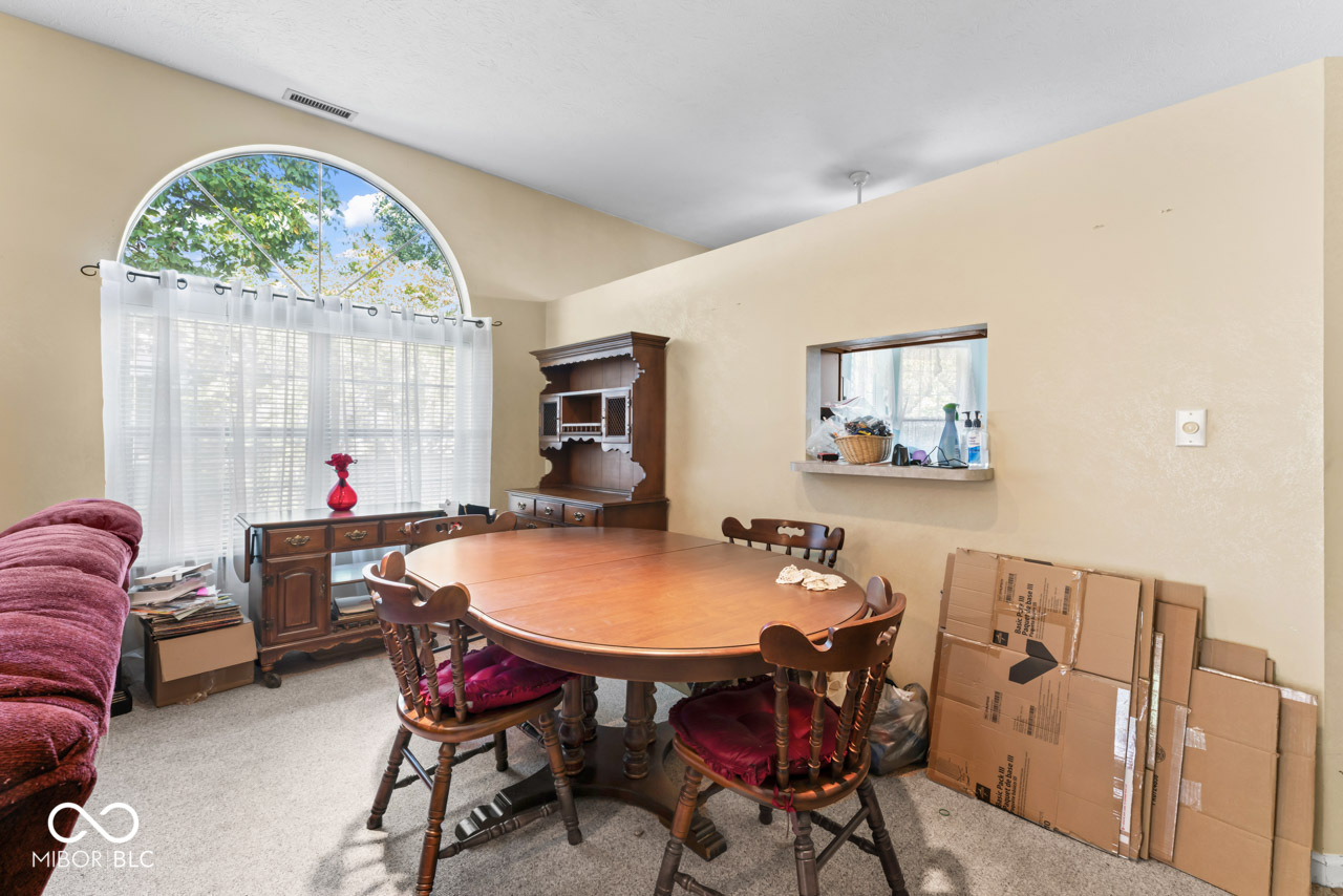 6737 Decatur Commons Indianapolis, IN 46221 - Photo 7 of 34