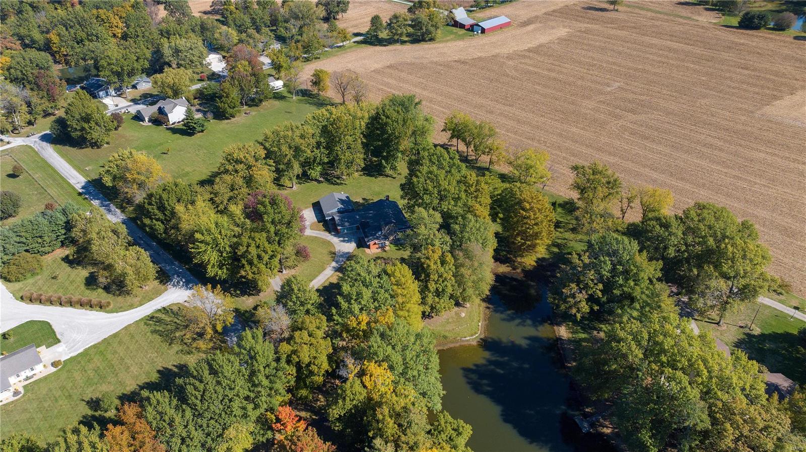 13750 Kayser Road Highland, IL 62249 - Photo 12 of 14