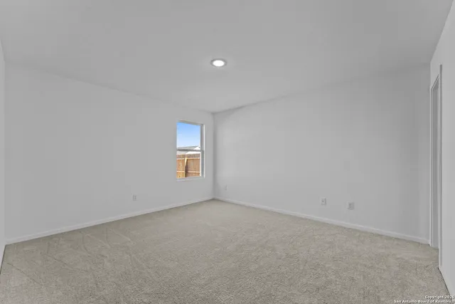 $275,000 | 110 Ellendale Place, Fredericksburg, TX 78624