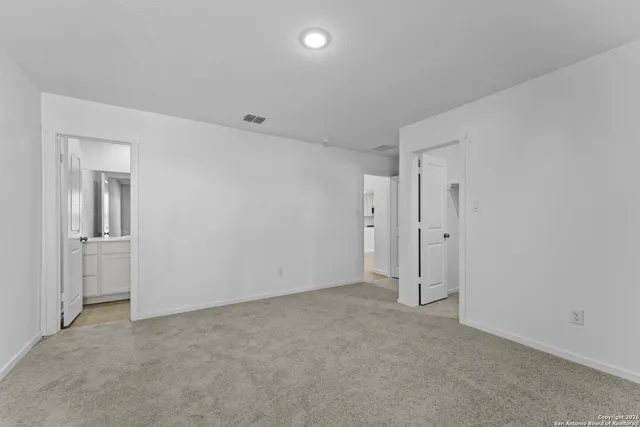 $275,000 | 110 Ellendale Place, Fredericksburg, TX 78624