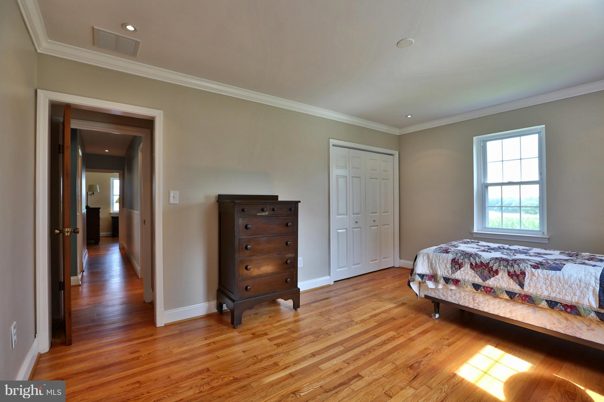 13025 Manor Road Glen Arm, MD 21057 - Photo 19 of 30 Crown Molding