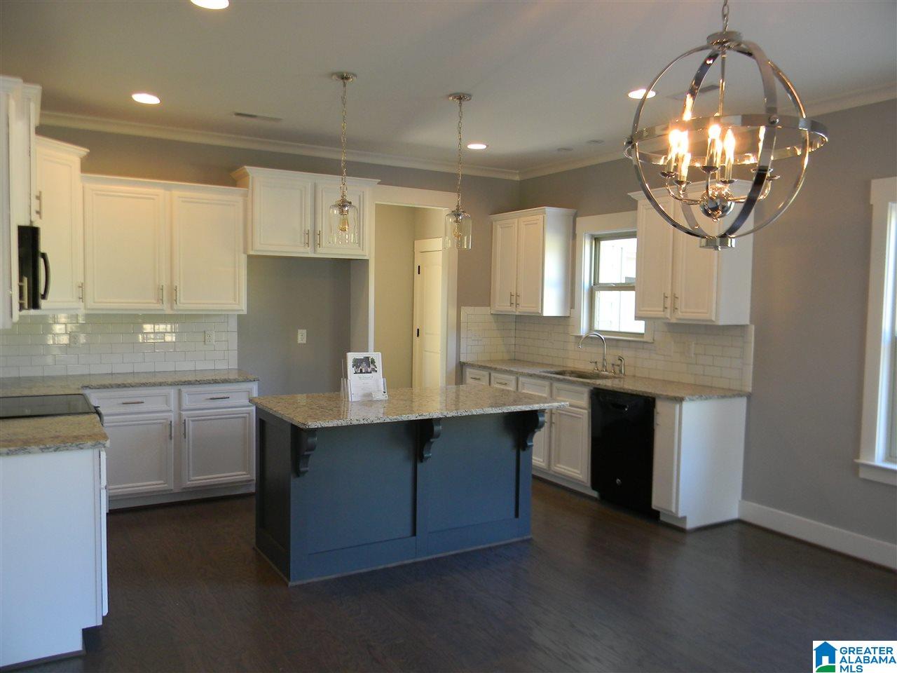 558 Grayson Place Chelsea, AL 35043 - Photo 4 of 13