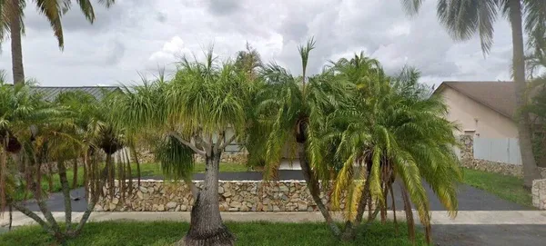 $5,195 | 2410 Northwest 102nd Way, Pembroke Pines, FL 33026