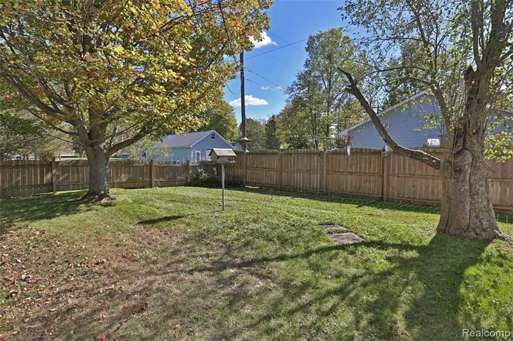 41333 Willis Road Belleville, MI 48111 - Photo 22 of 27