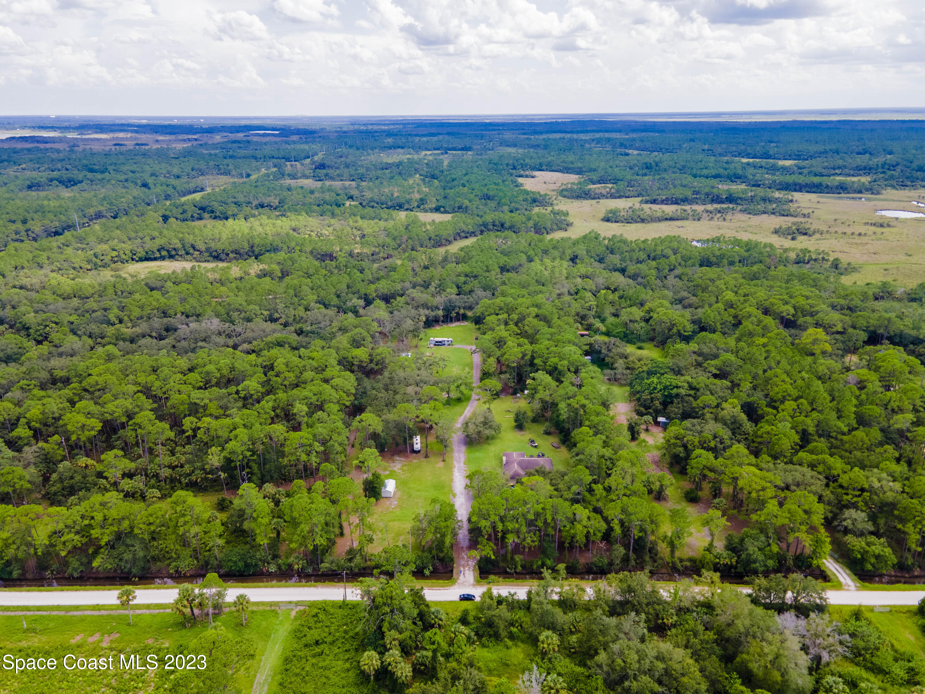 5305 Paces Landing Road Mims, FL 32754 - Photo 10 of 28 pl10