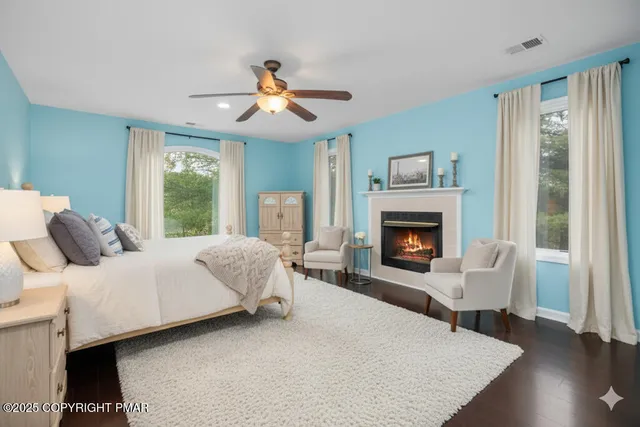 $649,900 | 205 Osprey Way, East Stroudsburg, PA 18302