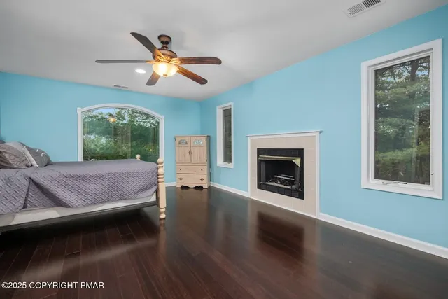 $649,900 | 205 Osprey Way, East Stroudsburg, PA 18302