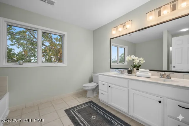 $649,900 | 205 Osprey Way, East Stroudsburg, PA 18302