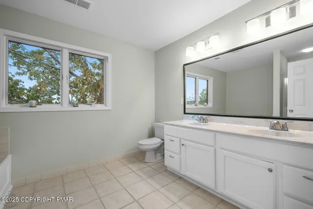 $649,900 | 205 Osprey Way, East Stroudsburg, PA 18302