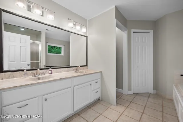 $649,900 | 205 Osprey Way, East Stroudsburg, PA 18302