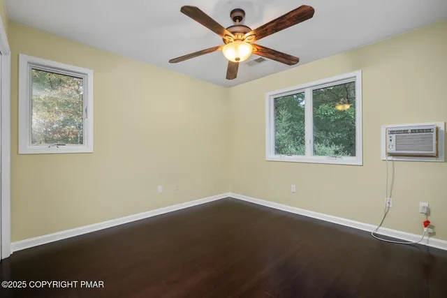 $649,900 | 205 Osprey Way, East Stroudsburg, PA 18302