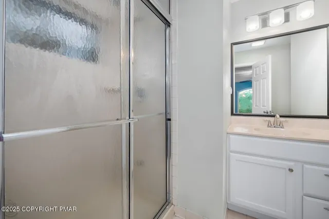 $649,900 | 205 Osprey Way, East Stroudsburg, PA 18302