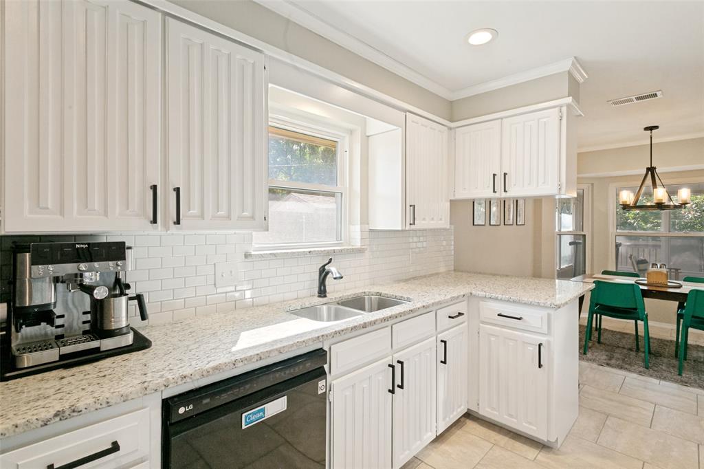 1805 Timbercreek Road Benbrook, TX 76126 - Photo 10 of 27