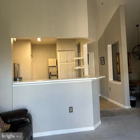 $2,400 | 12913 Alton Square, Unit 405, Herndon, VA 20170