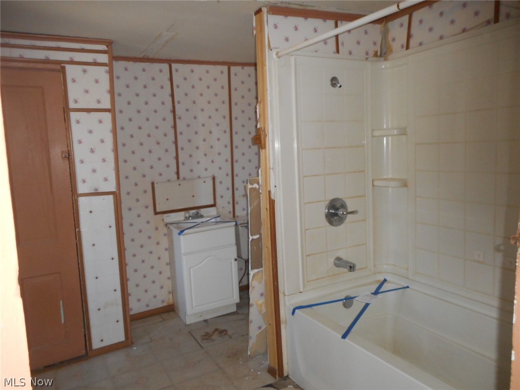 1008 2nd Street Moundsville, WV 26041 - Photo 11 of 16 Gallery Image 11