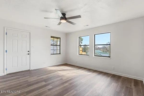 $309,900 | 104 Pine Street, Athens, TN 37303