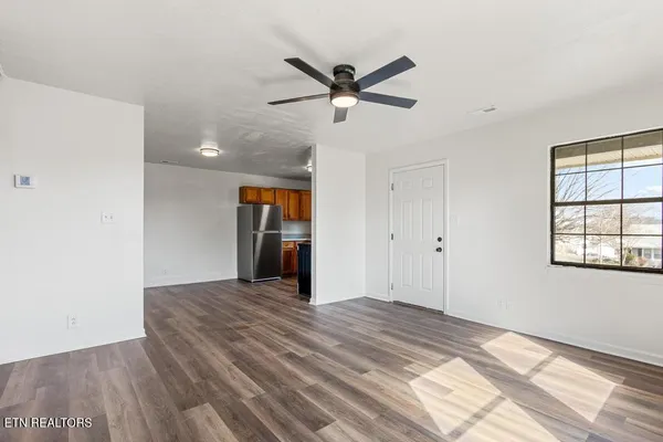 $309,900 | 104 Pine Street, Athens, TN 37303