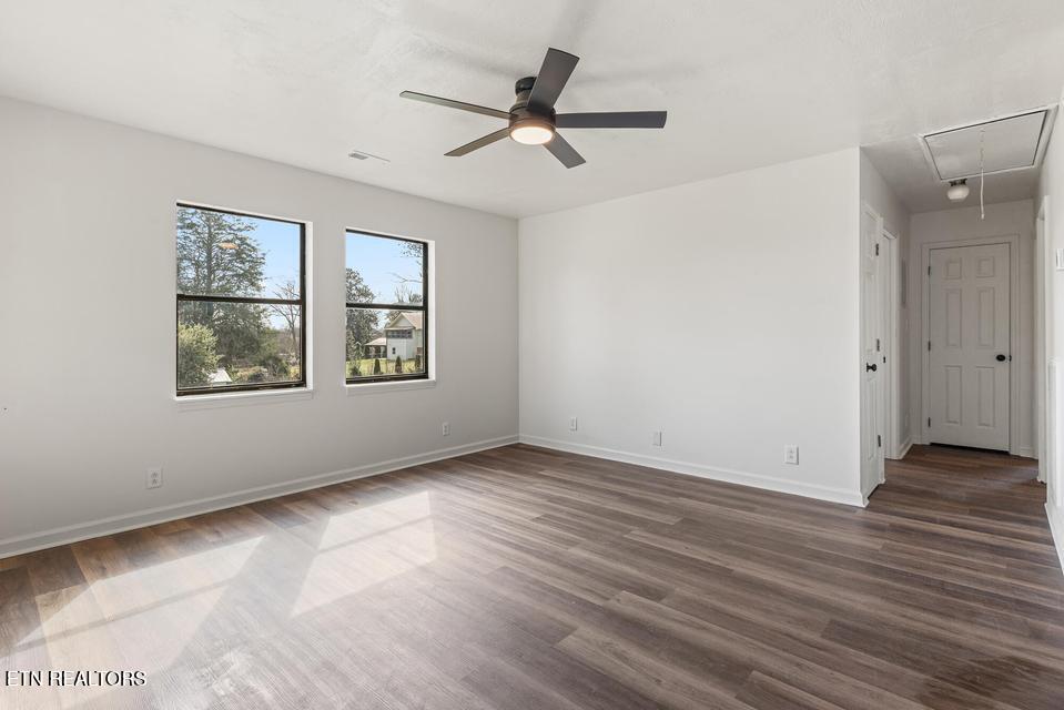 104 Pine Street Athens, TN 37303 - Photo 7 of 33 20260306002602676020000000-o