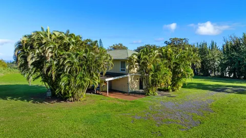 $3,999,000 | 654 Kaupakalua Road, Haiku, HI 96708