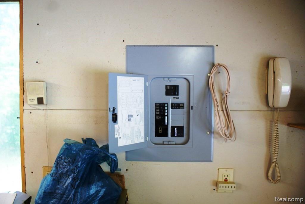 2380 Byers Road Lapeer, MI 48446 - Photo 66 of 76 Electric panel in shop area