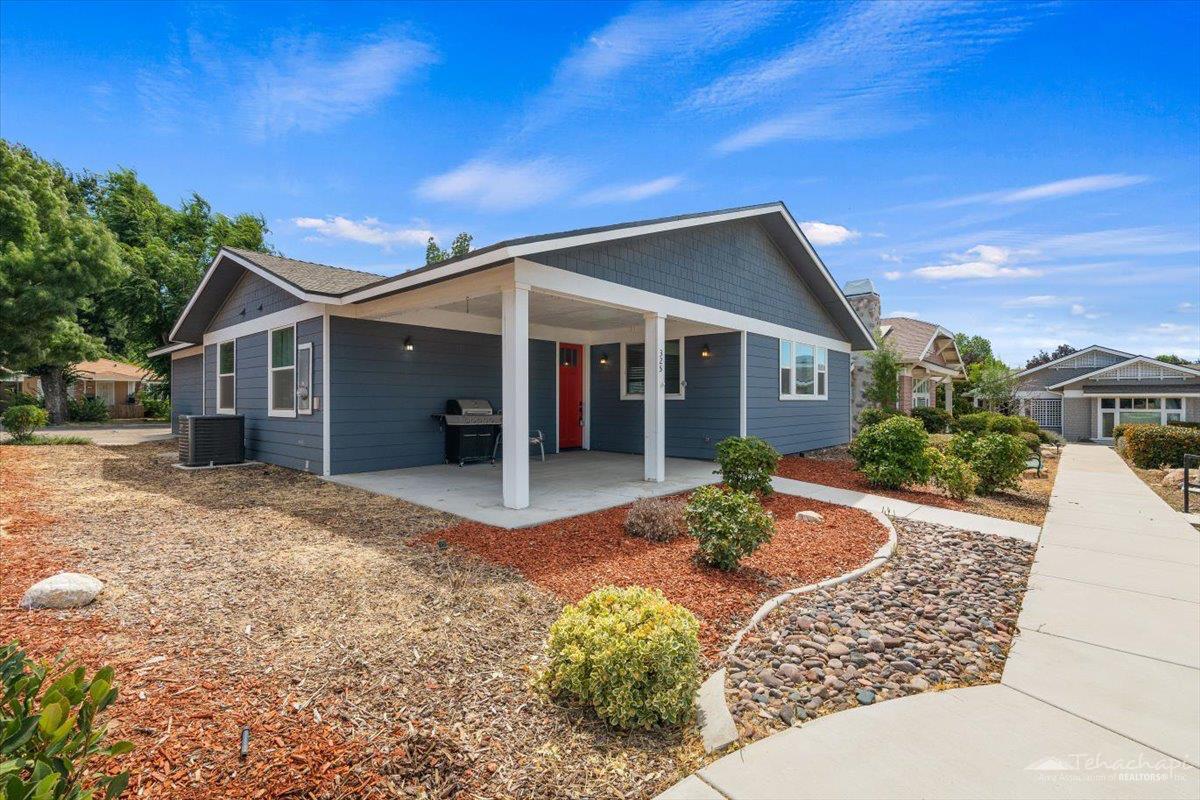325 West D Street Tehachapi, CA 93561 - Photo 1 of 24 Gallery Image 1