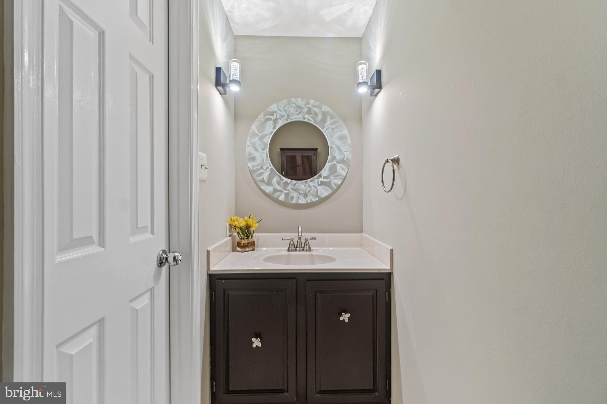 21163 Crocus Terrace Ashburn, VA 20147 - Photo 24 of 33