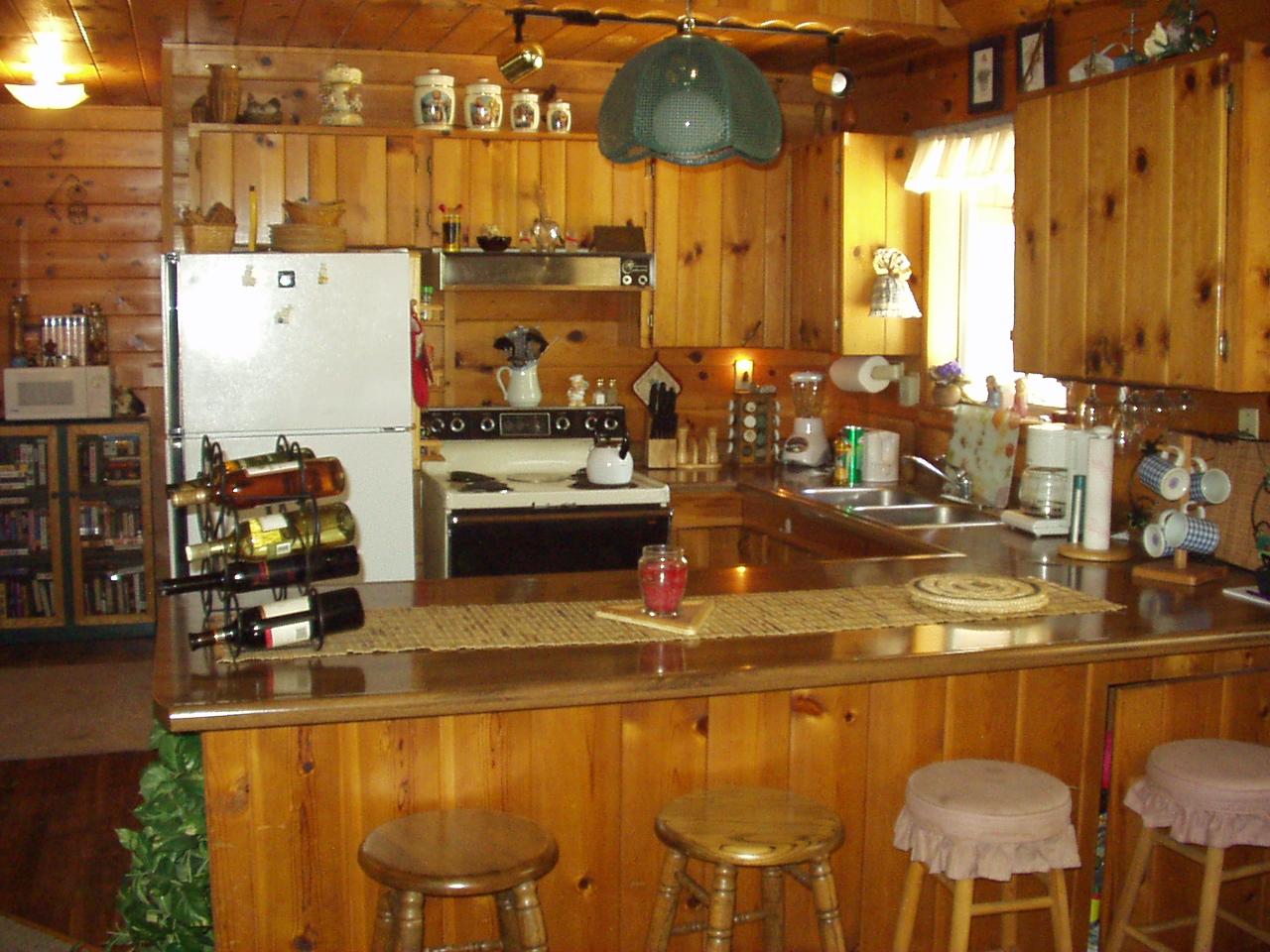 8044 Starlite Pines Road Shingletown, CA 96088 - Photo 3 of 18 Kitchen