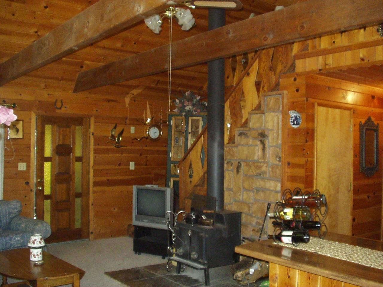 8044 Starlite Pines Road Shingletown, CA 96088 - Photo 4 of 18 Towards entry