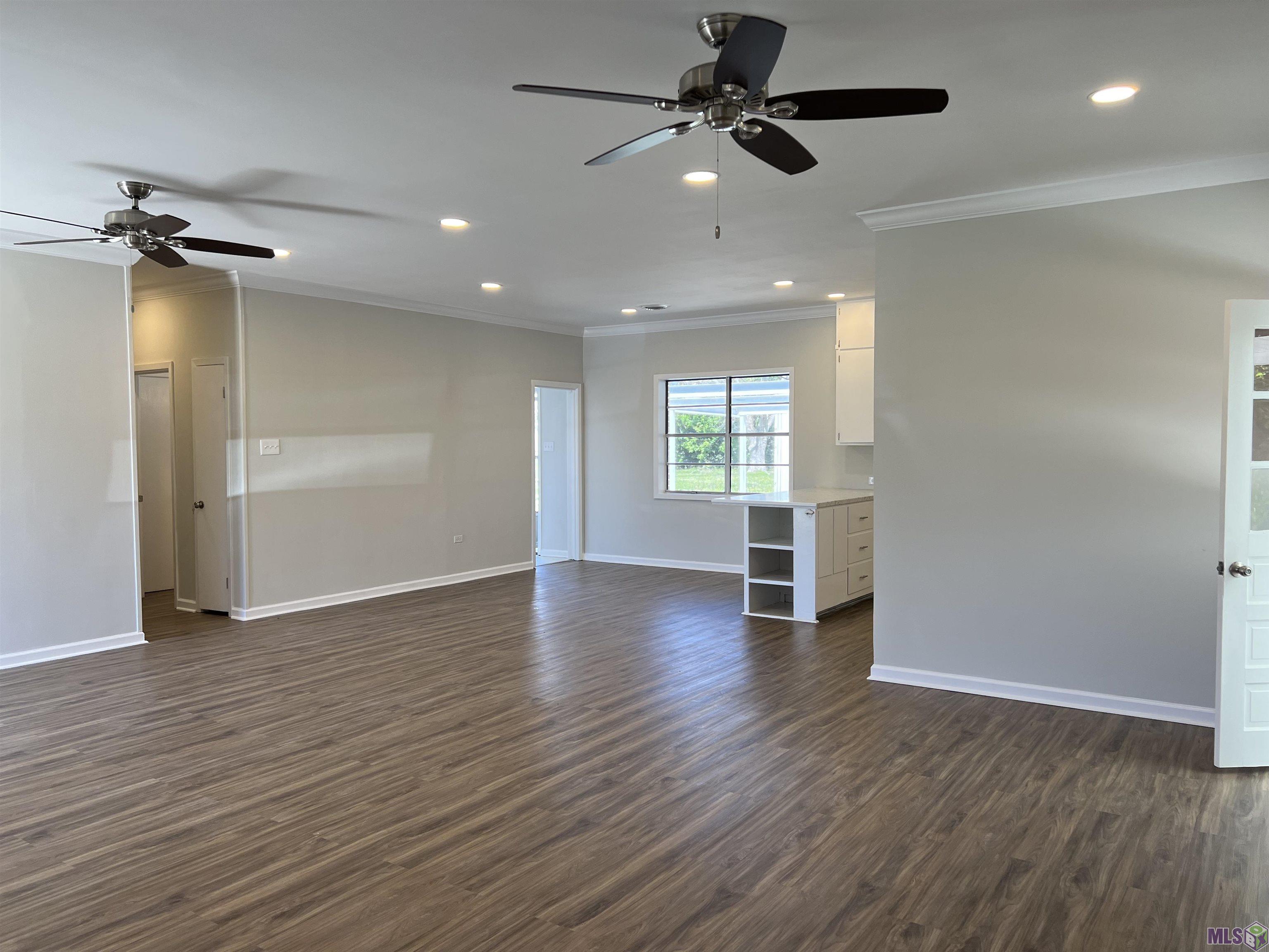 2120 Bayou Blue Road Houma, LA 70364 - Photo 3 of 12 Gallery Image 3