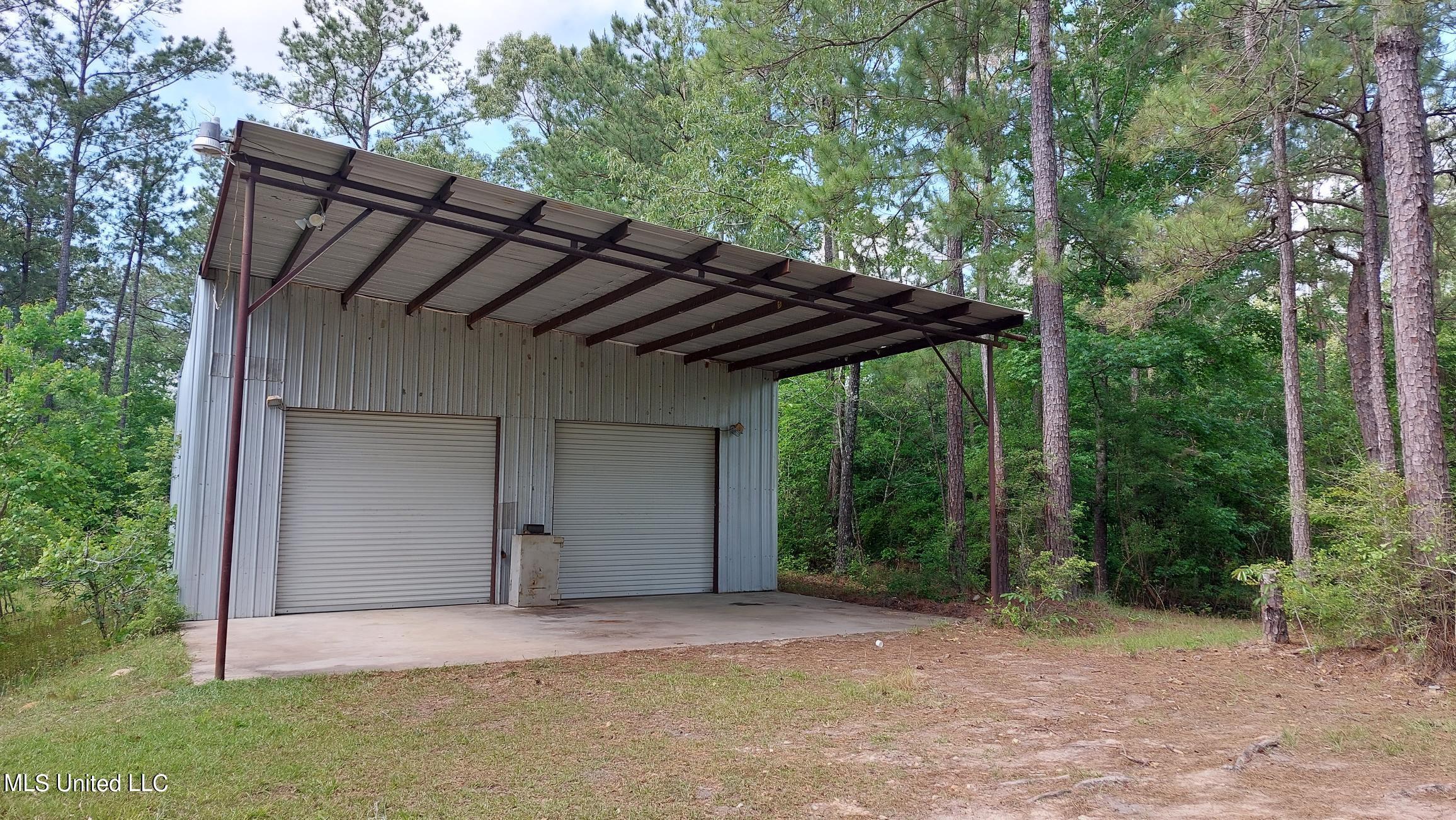 227 Go Go Road Poplarville, MS 39470 - Photo 16 of 23 20220505_102555