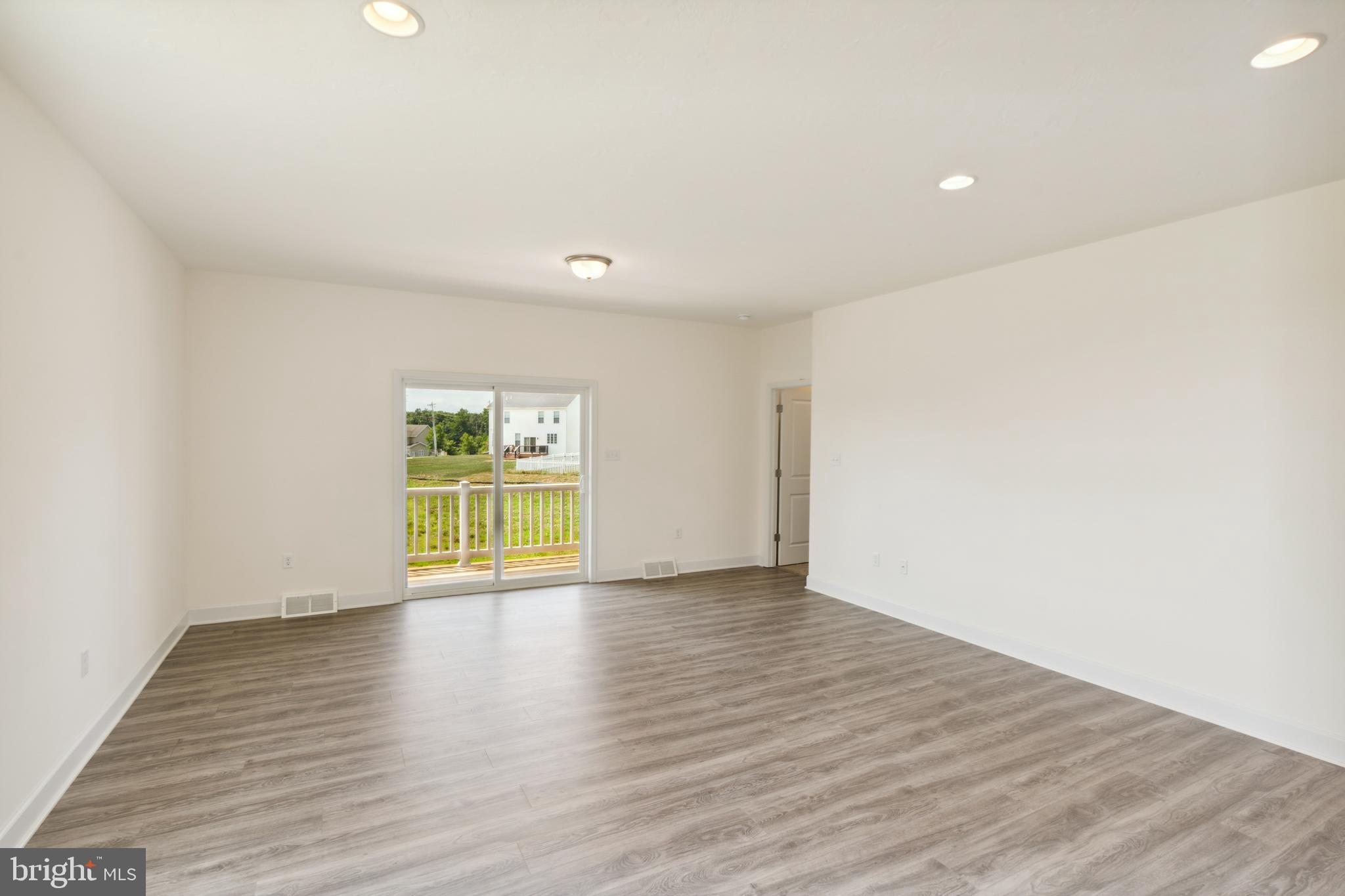 23 Partridge Court, Unit C68 Gettysburg, PA 17325 - Photo 14 of 31 Similar Photo