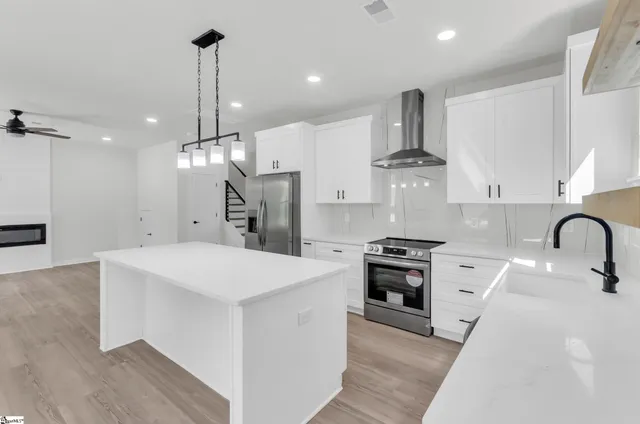 $259,900 | 114 Harlem Street, Easley, SC 29640