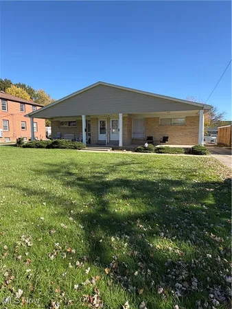 $1,150 | 7247 Pennsylvania Avenue, Unit 1, Youngstown, OH 44514