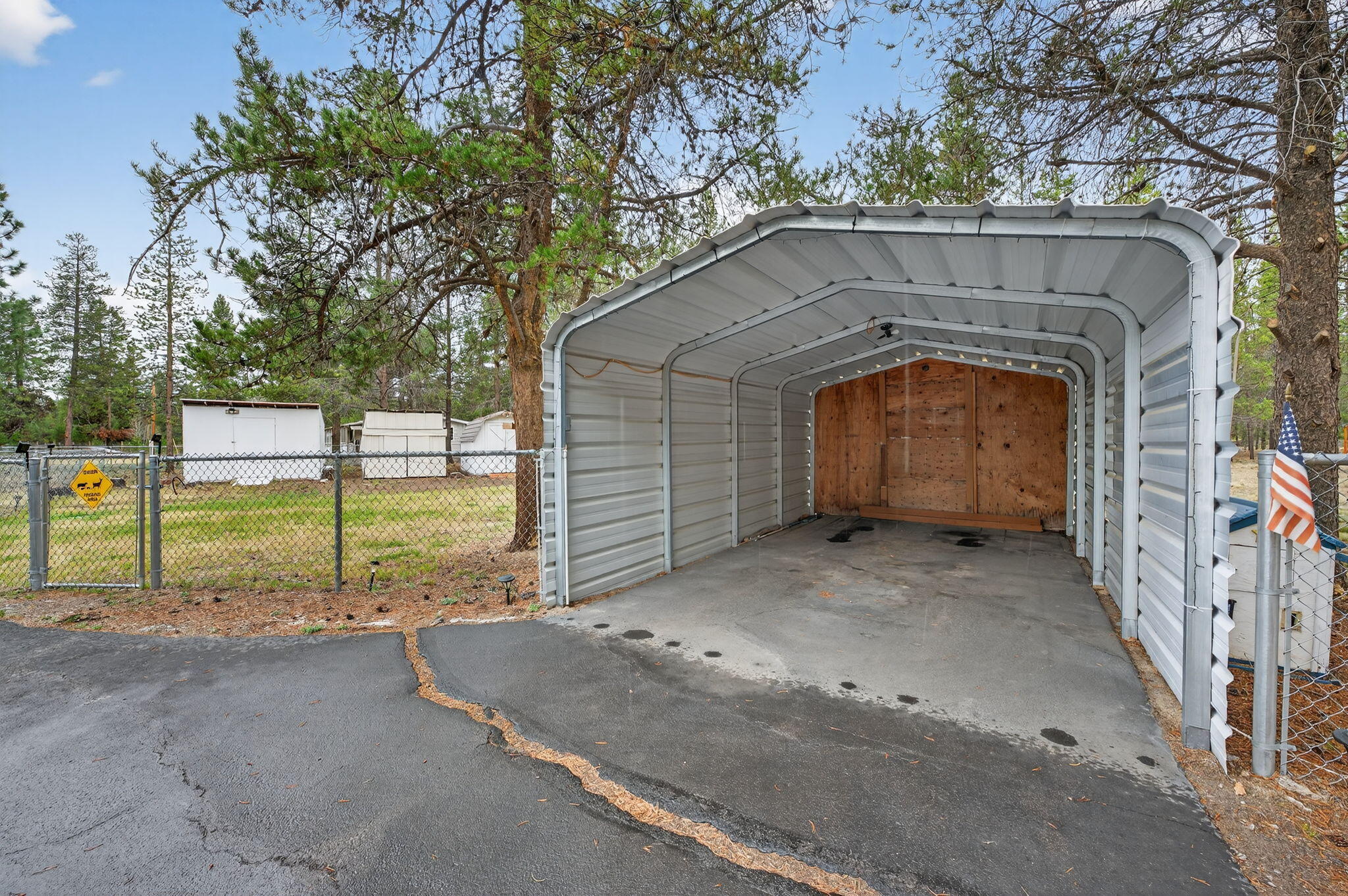 16274 Dyke Road La Pine, OR 97739 - Photo 15 of 20 Covered Parking