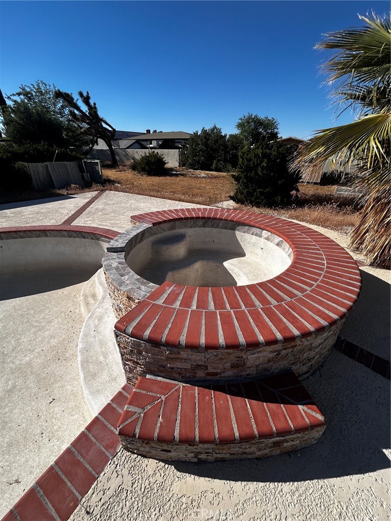 14981 Pamlico Road Apple Valley, CA 92307 - Photo 11 of 12