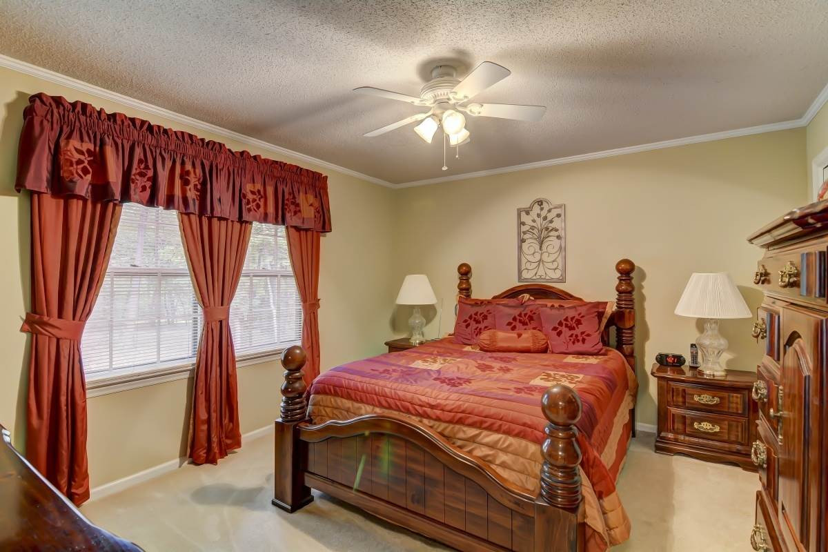 2418 Carpenter Pond Road Raleigh, NC 27613 - Photo 14 of 22 Photo 15