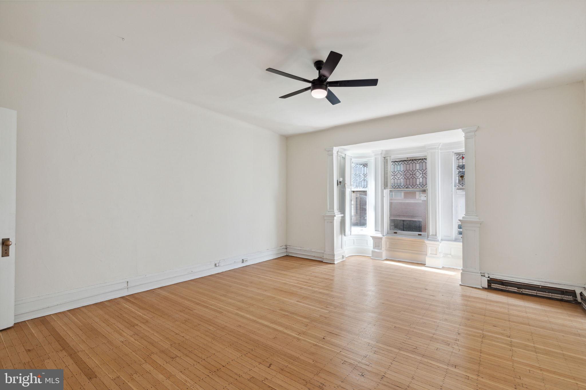 131 South 18th Street, Unit 3 Philadelphia, PA 19103 - Photo 4 of 22
