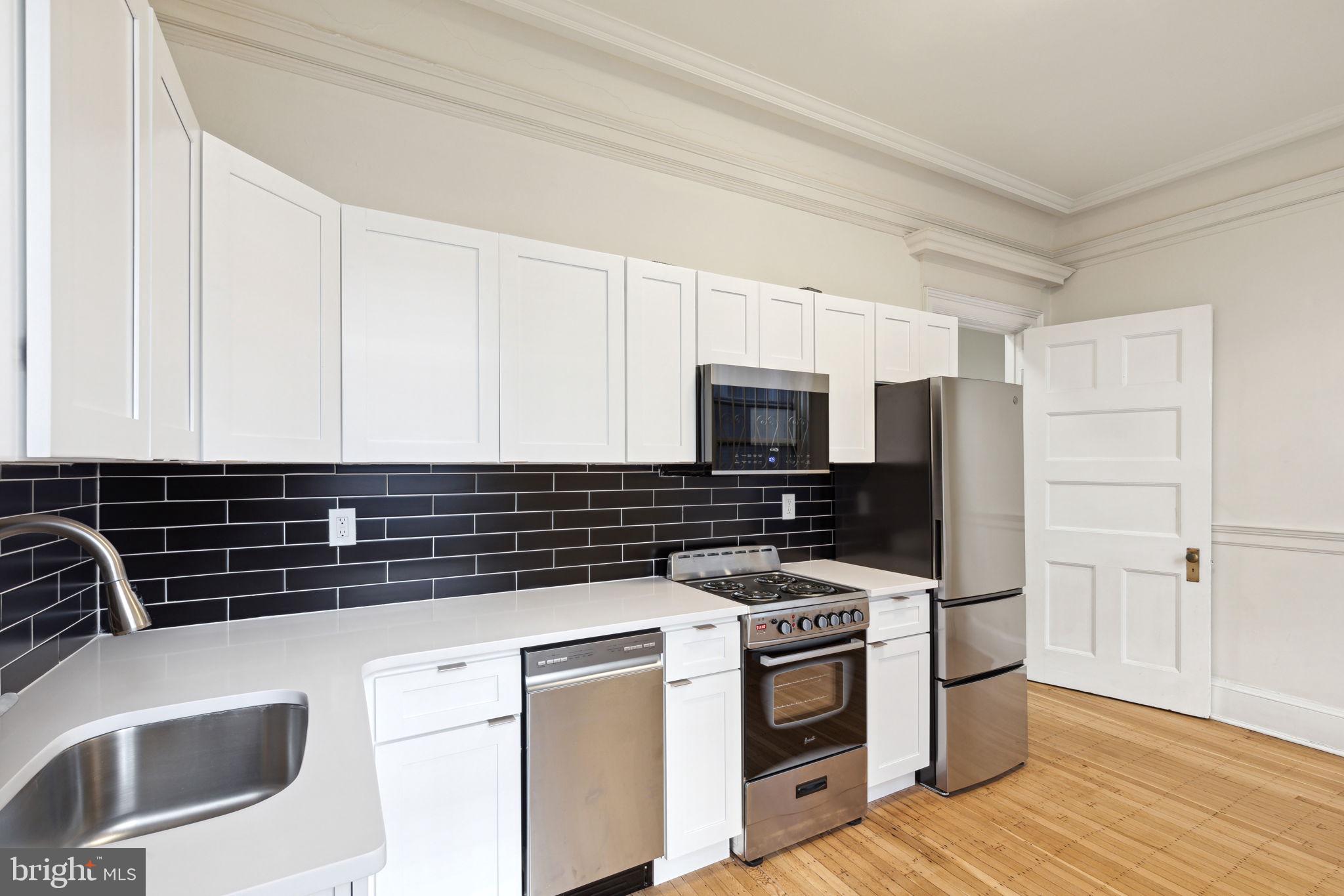 131 South 18th Street, Unit 3 Philadelphia, PA 19103 - Photo 9 of 22