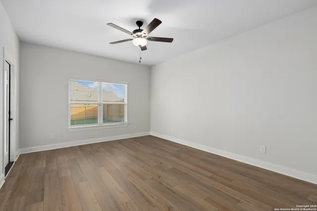 $440,900 | 9430 Dassler Springs, Converse, TX 78109