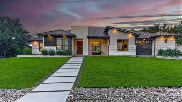 $875,000 | 507 Boulder Creek Drive, Marble Falls, TX 78654