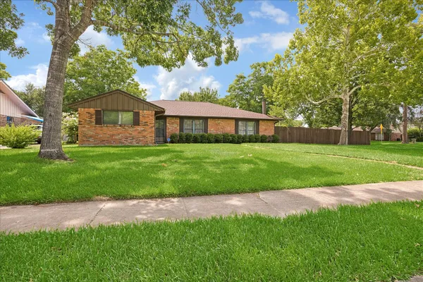 $239,900 | 3314 Tanglewilde Street, Houston, TX 77063
