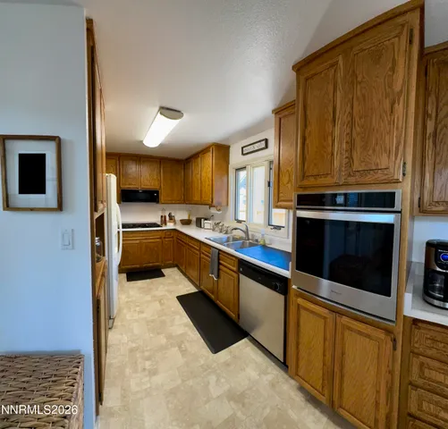 $477,500 | 1700 Mackland Avenue, Minden, NV 89423