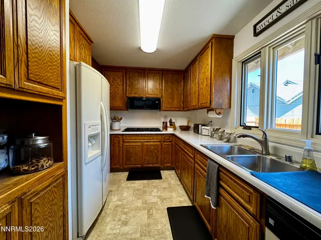 $477,500 | 1700 Mackland Avenue, Minden, NV 89423